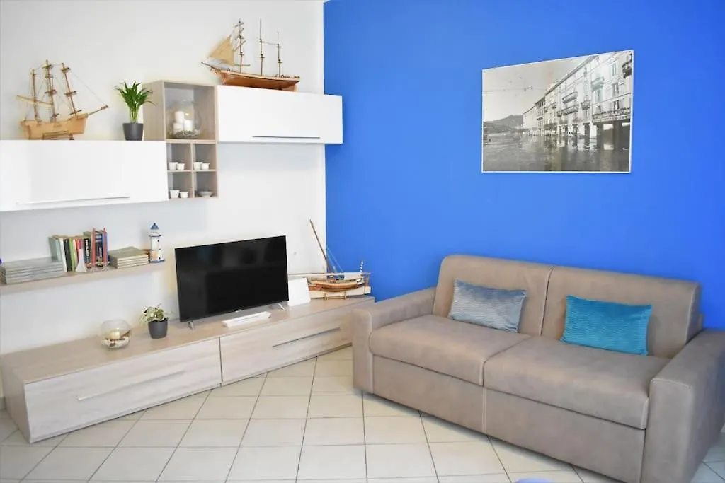 Guest House Manzoni Como 0*,  Italia